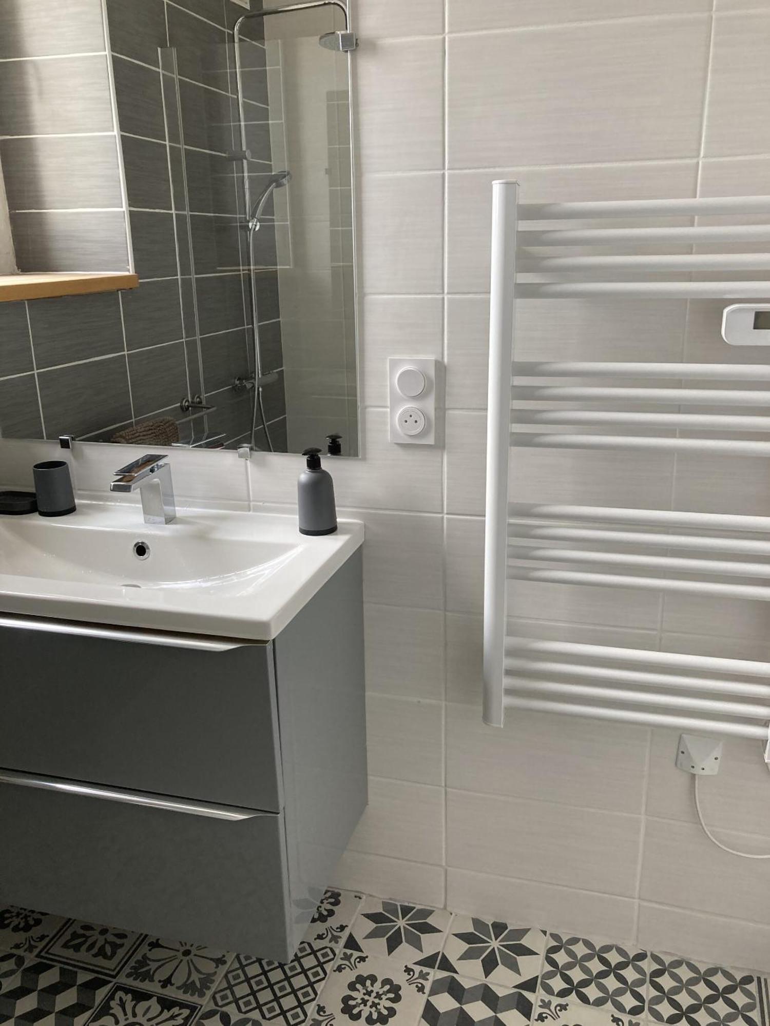 Location Appartement Des Pyrenees Borderes-sur-l'Echez Cameră foto